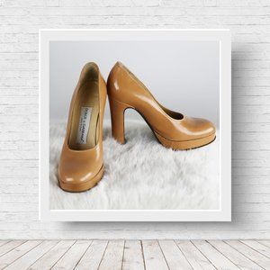 Dolce and Gabbana leather pumps